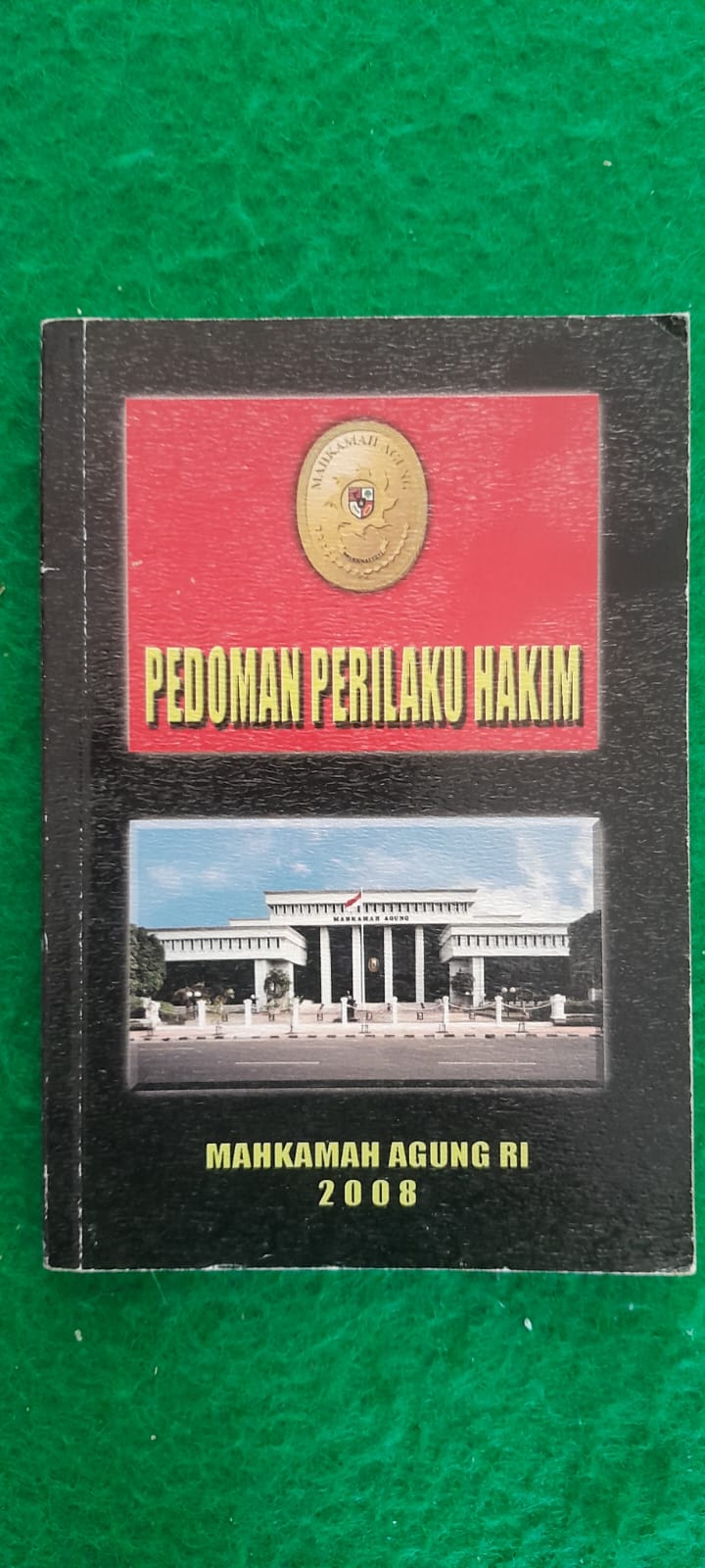 PEDOMAN PERILAKU HAKIM